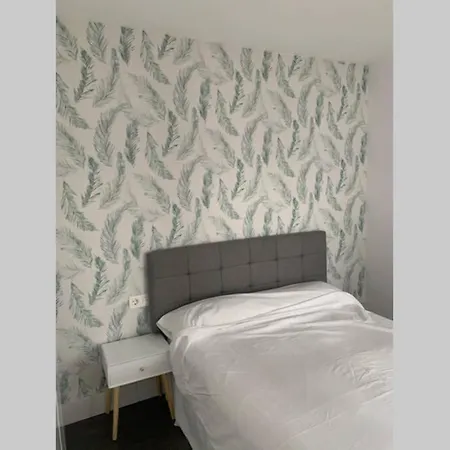 Apartamento A Estrenar A Un Minuto Del Alcazar Apartment *