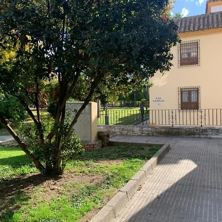 Apartamento A Estrenar A Un Minuto Del Alcazar Apartment